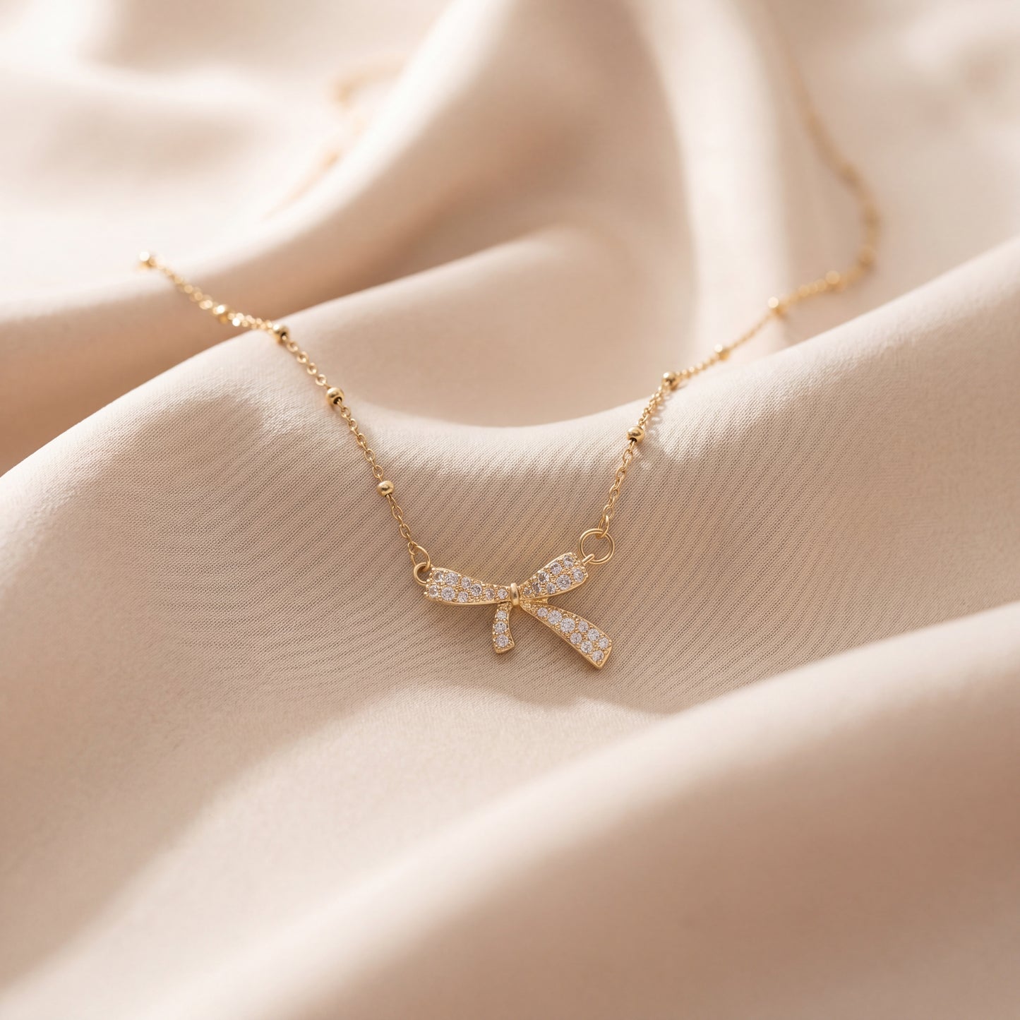 The Luxe Bow