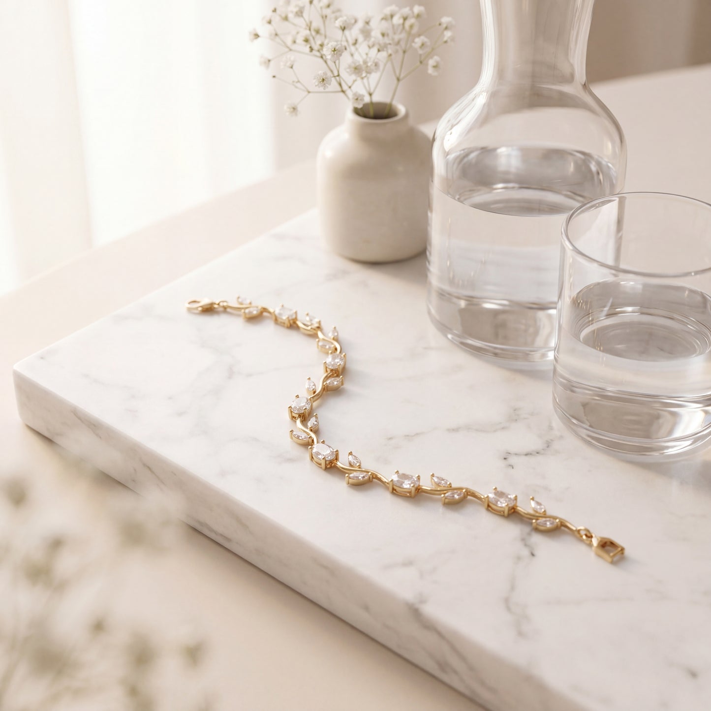 Crystal Tulip Bracelet (White)
